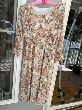 One Story Cream Floral Midi Dress with Peach Rose Print size large women church